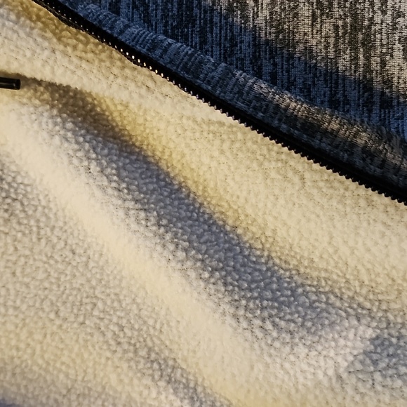 Under Armour medium gray/black striped zip up hoodie - Picture 11 of 15